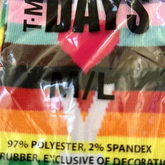 T-Mobile Rainbow LOVE socks Pride Socks ❤️🧡💛💚💙💜NEW in package, size M/L - Picture 3 of 14